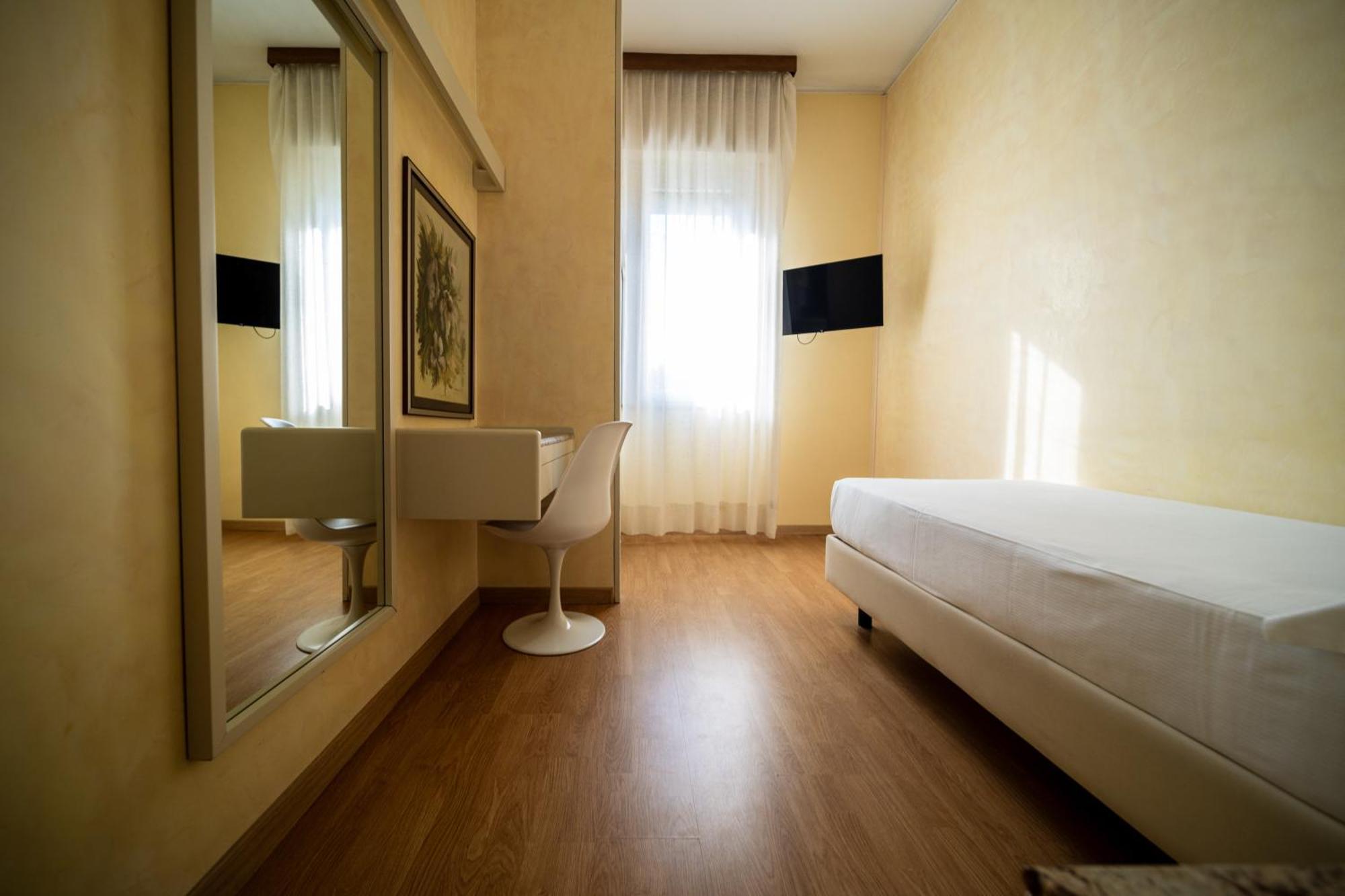 Hotel Rosabianca Римини Экстерьер фото