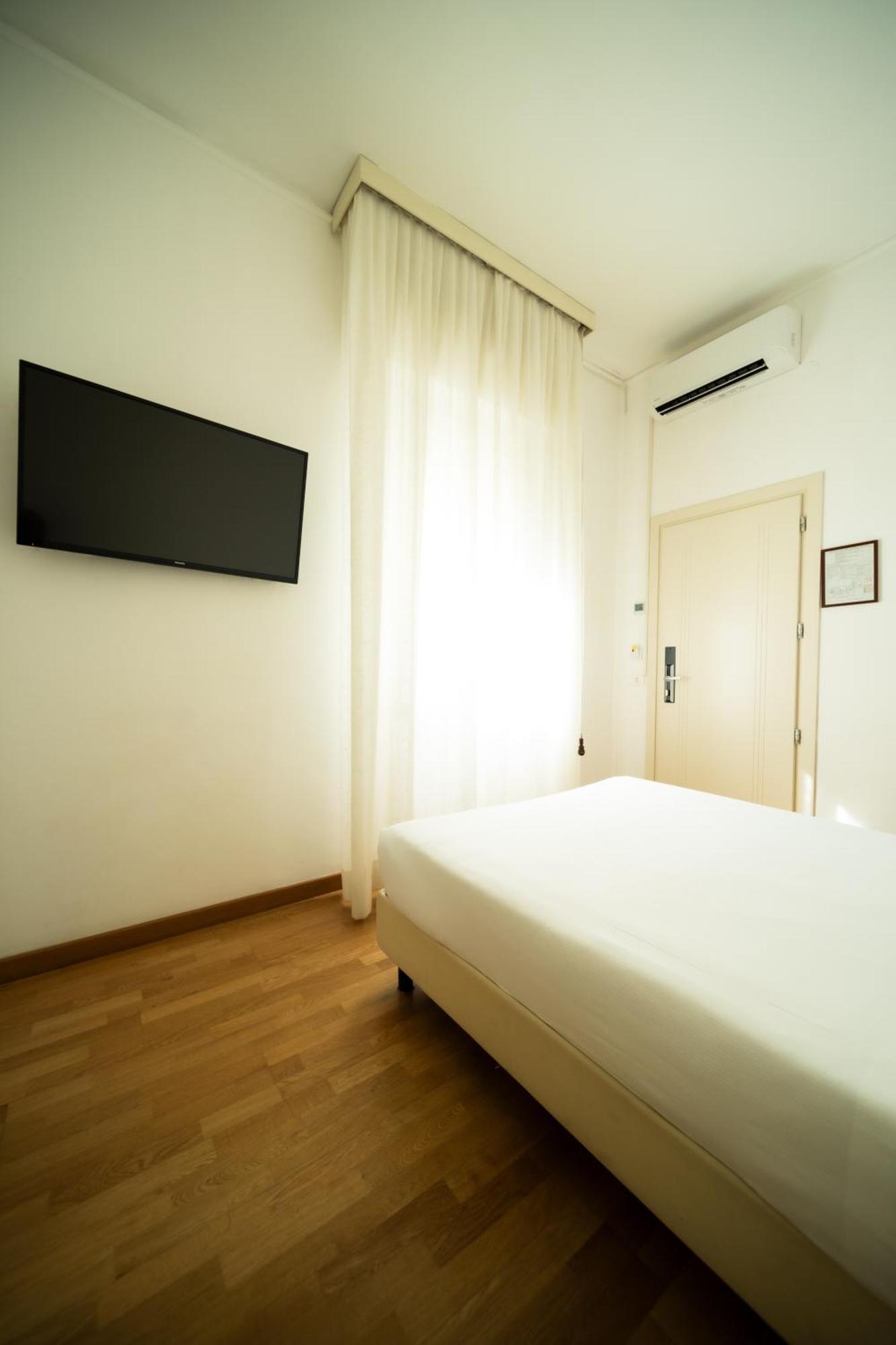 Hotel Rosabianca Римини Экстерьер фото