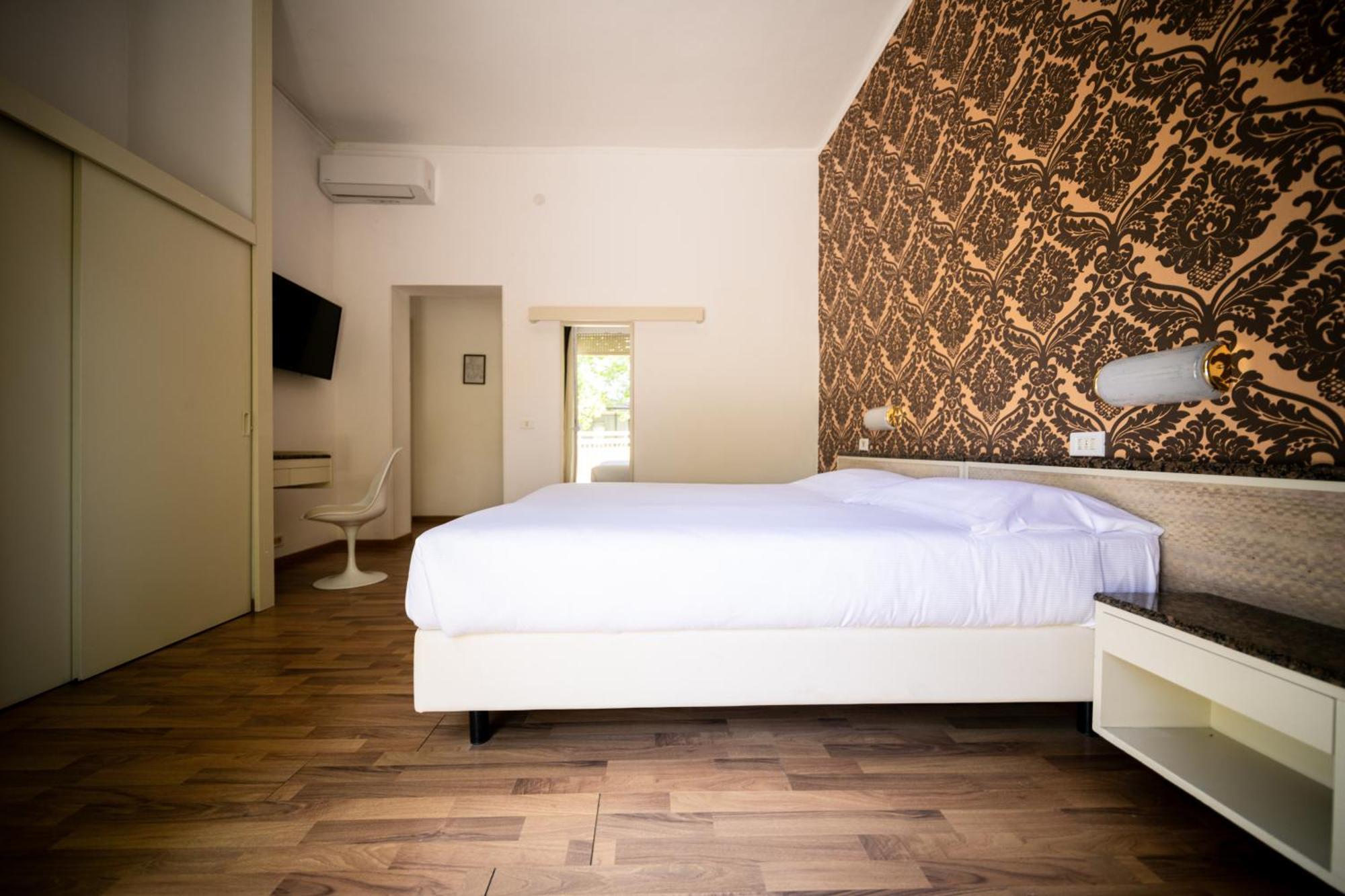 Hotel Rosabianca Римини Экстерьер фото