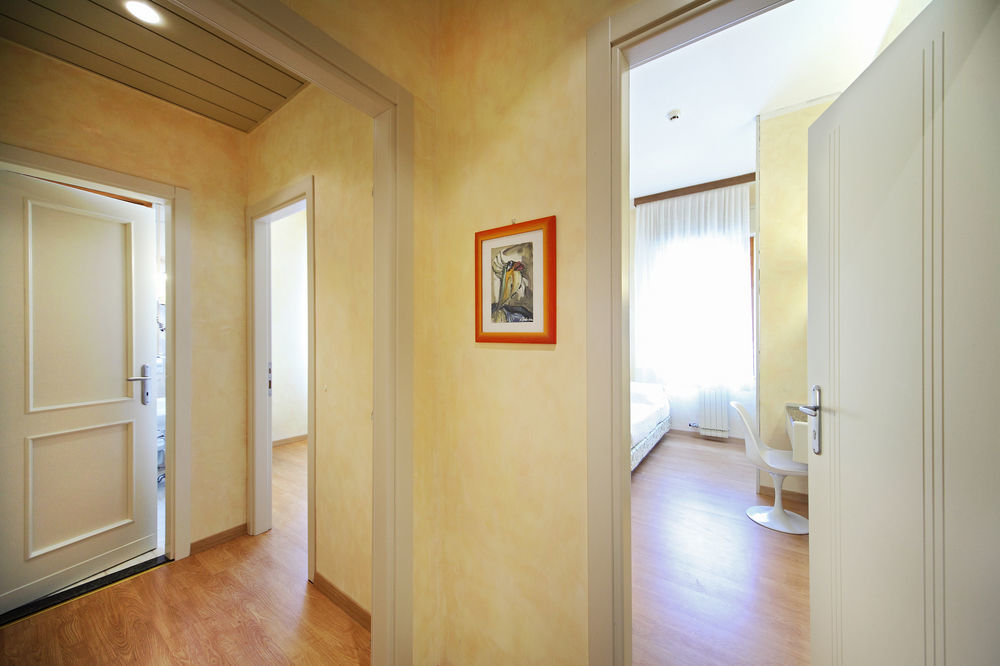 Hotel Rosabianca Римини Экстерьер фото