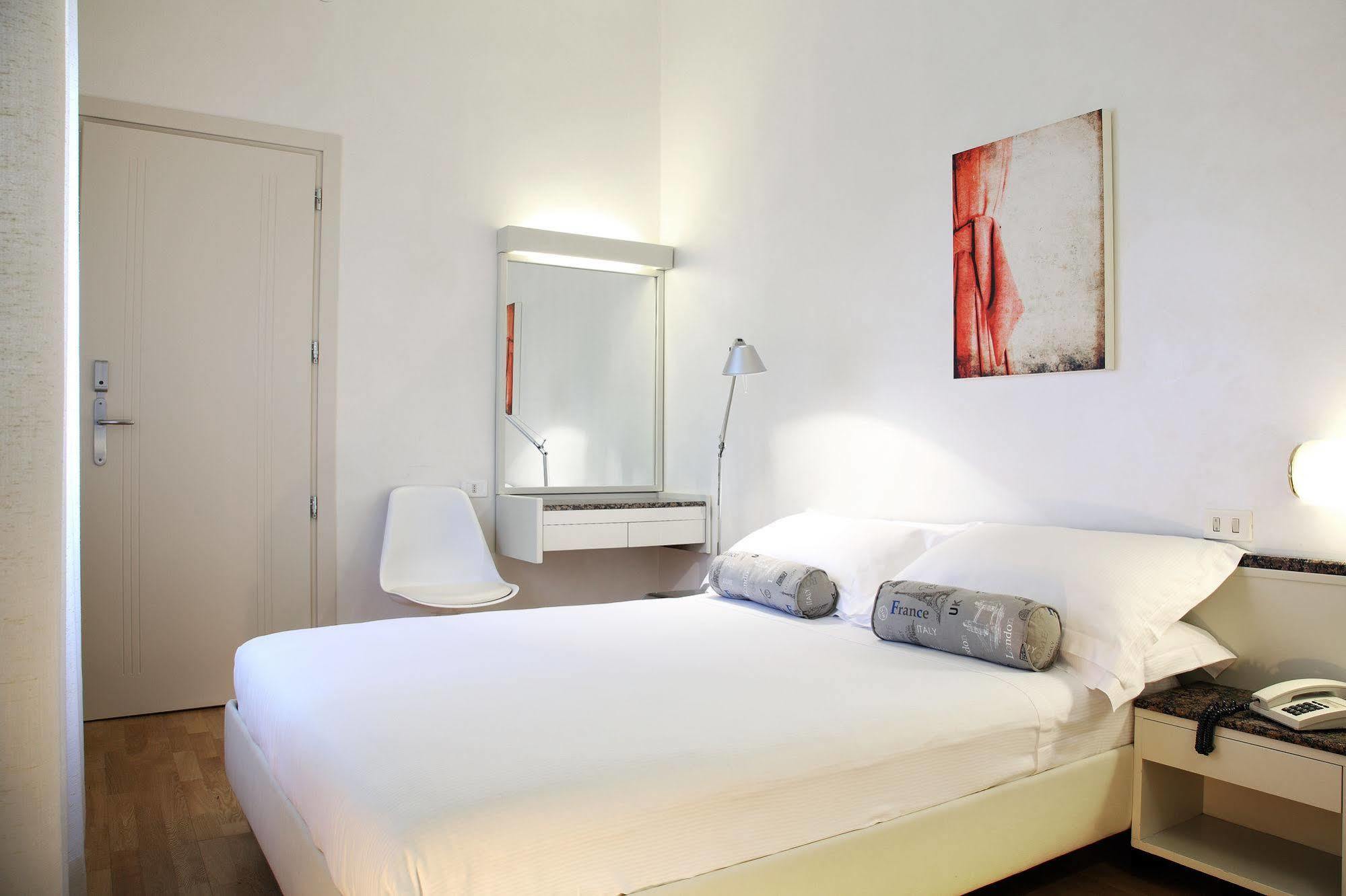 Hotel Rosabianca Римини Экстерьер фото